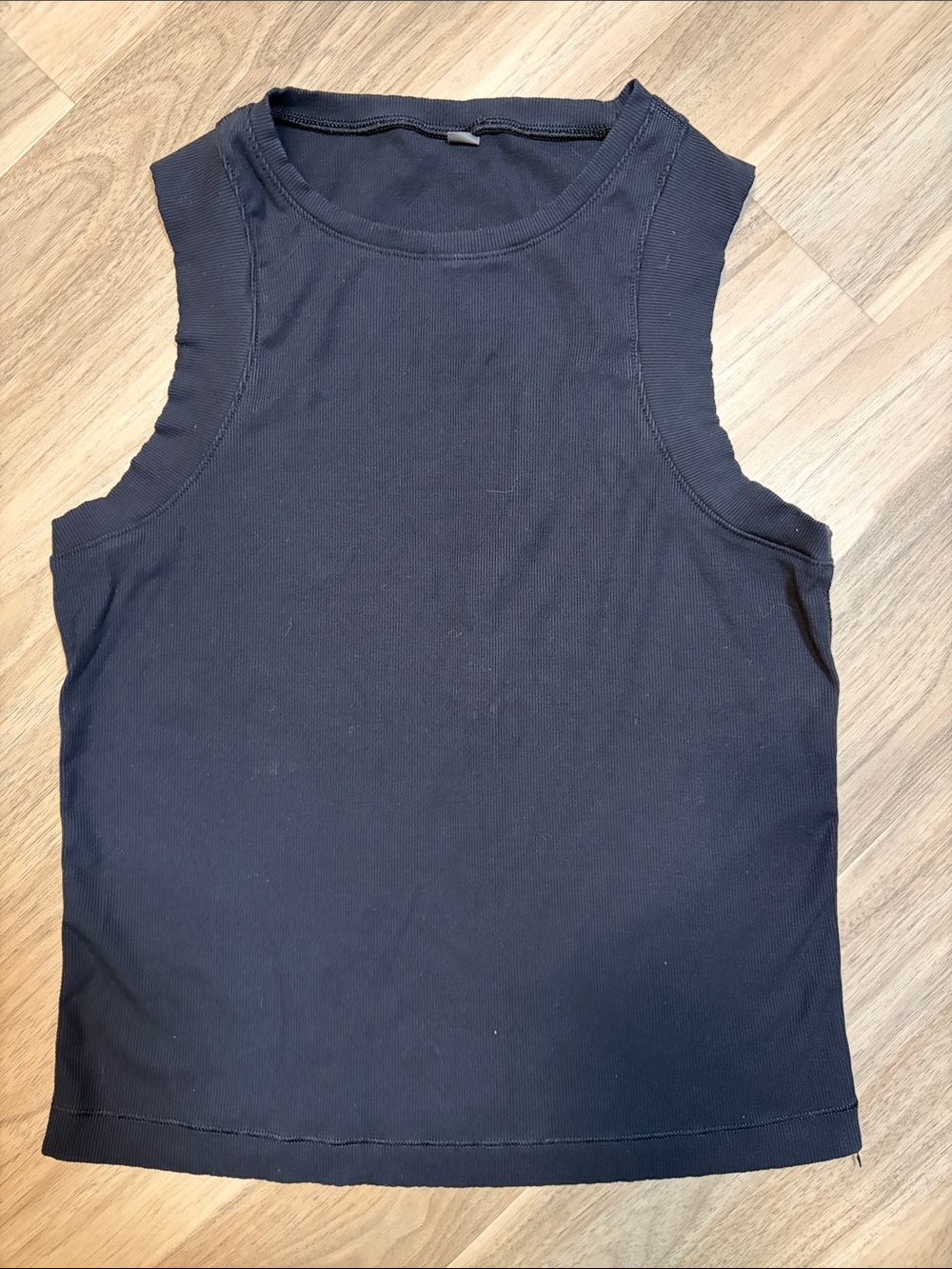 Vuori Black Ribbed Sleeveless Tank Top